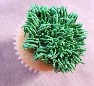 Piping Grass onto the Cupcake