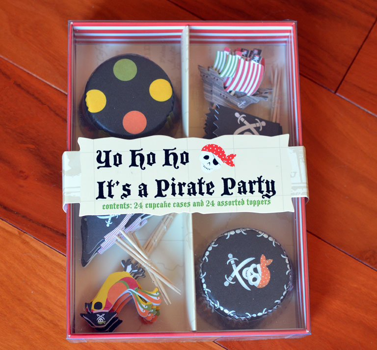 Details about   Baking Cups Kit Capt' Chase Pirate Theme 72 pcs 