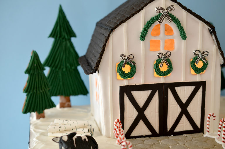 Modern Farmhouse Gingerbread House – Cake & Cupboard